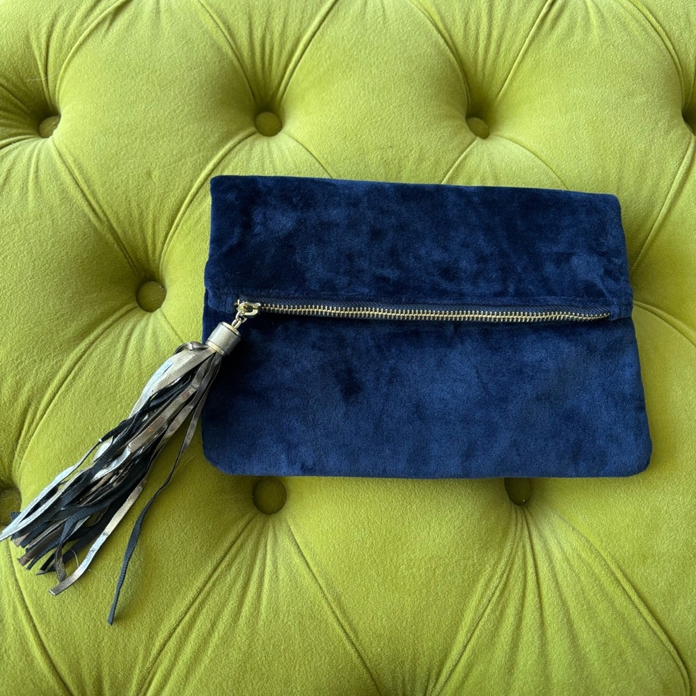 💙Blue Velvet Envelope Clutch
